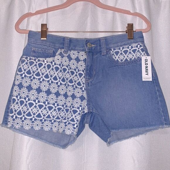 Old navy light wash lace cut off shorts - Picture 1 of 9